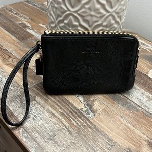 Coach wristlet, double zipper